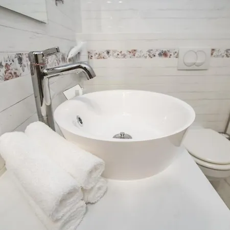 Vitorlas Vendeghaz Апартаменты