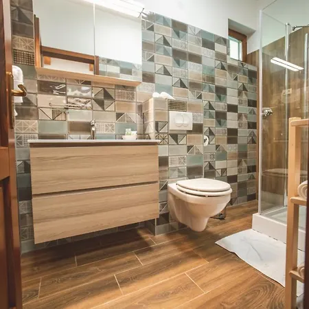 Vitorlas Vendeghaz Апартаменты