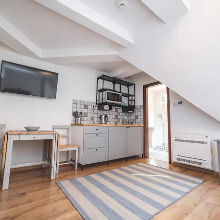 Vitorlas Vendeghaz * רבפולופ