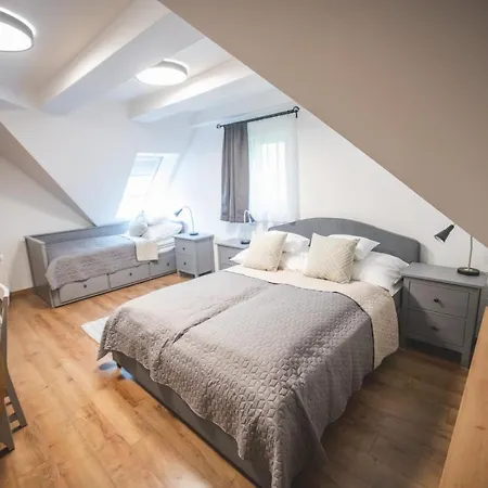 Vitorlas Vendeghaz Апартаменты