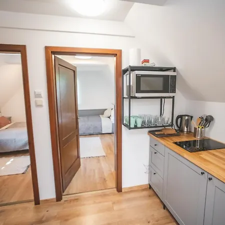 Vitorlas Vendeghaz רבפולופ