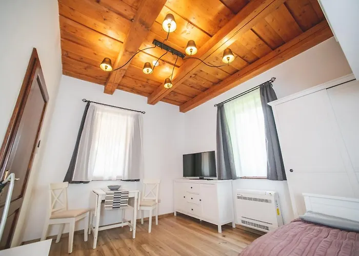 Vitorlas Vendeghaz Apartament