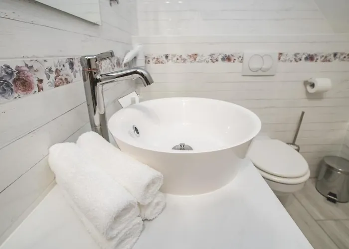 Vitorlas Vendeghaz Apartament