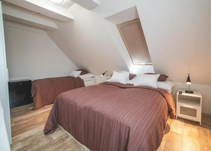 Vitorlas Vendeghaz *