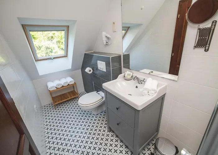 Vitorlas Vendeghaz * Révfülöp