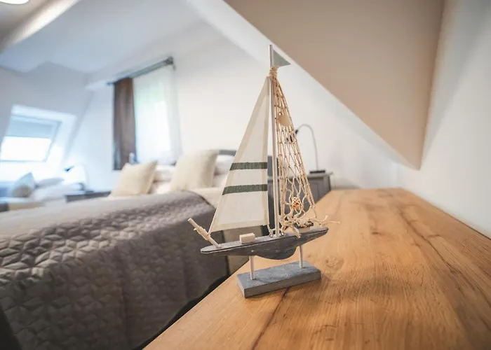 Vitorlas Vendeghaz Apartment Révfülöp